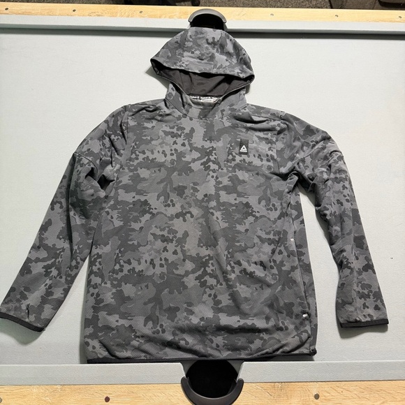 Reebok Other - Bundle only! Must be with $15 or more Reebok Charcoal and Black Performance Hood
